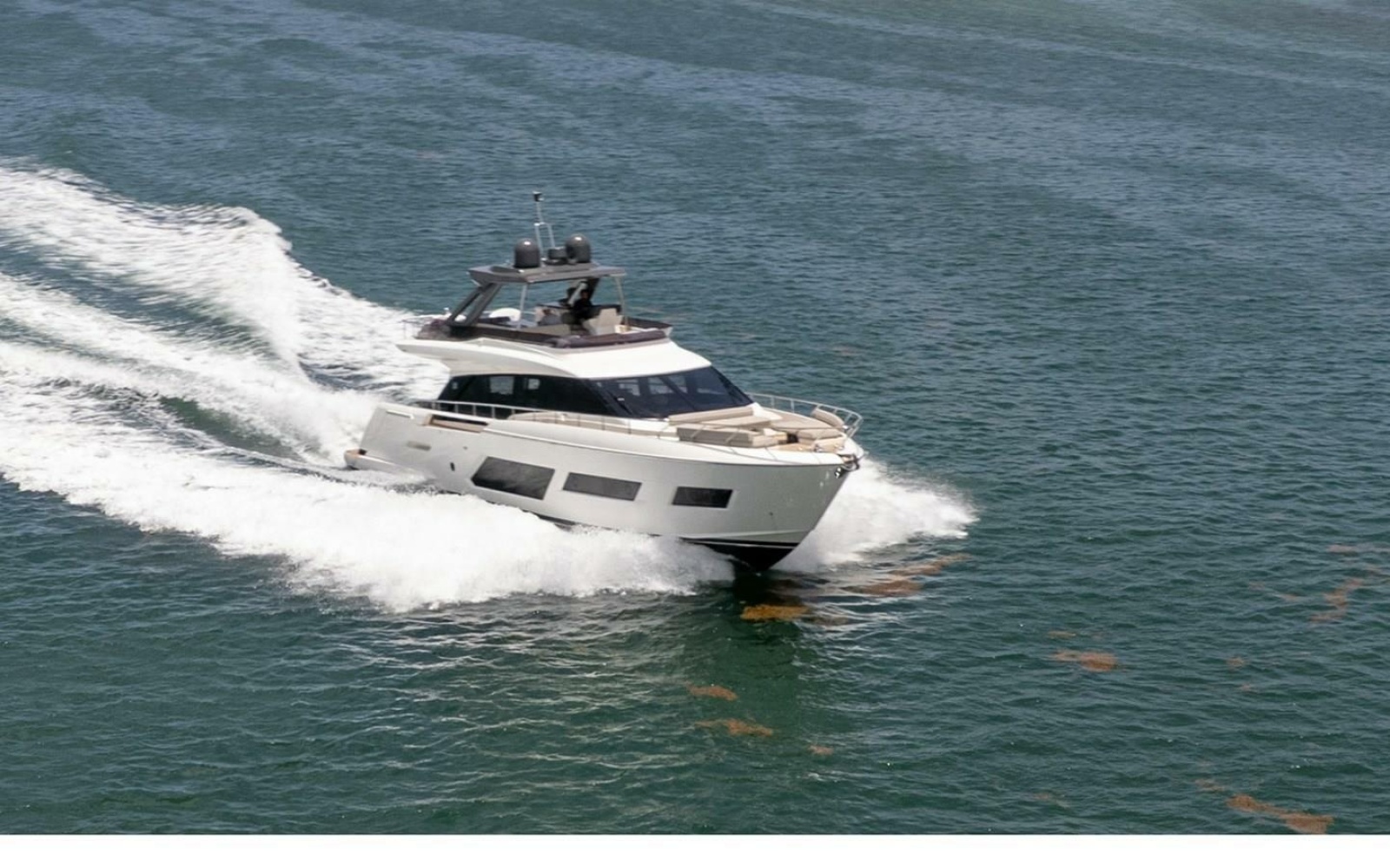 2020 Ferretti Yachts 670 Motoryacht