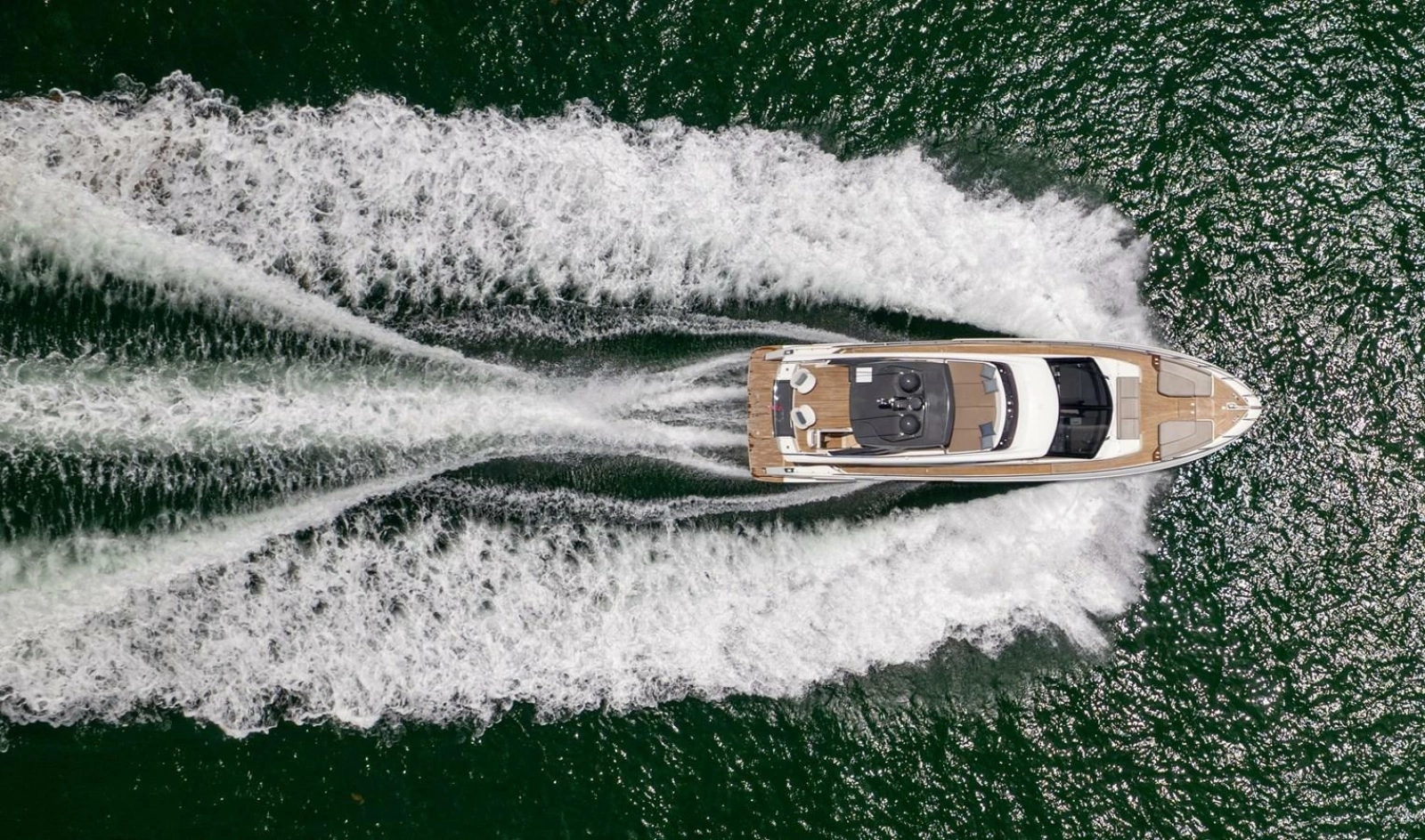 2020 Ferretti Yachts 670 Motoryacht