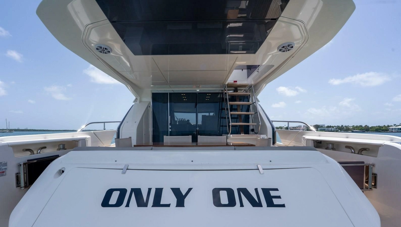 2020 Ferretti Yachts 670 Motoryacht