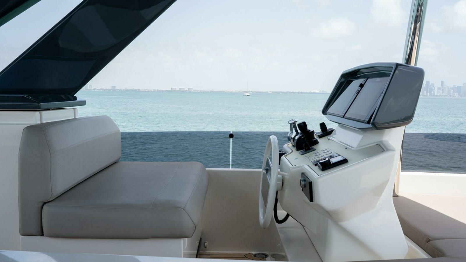 2020 Ferretti Yachts 670 Motoryacht