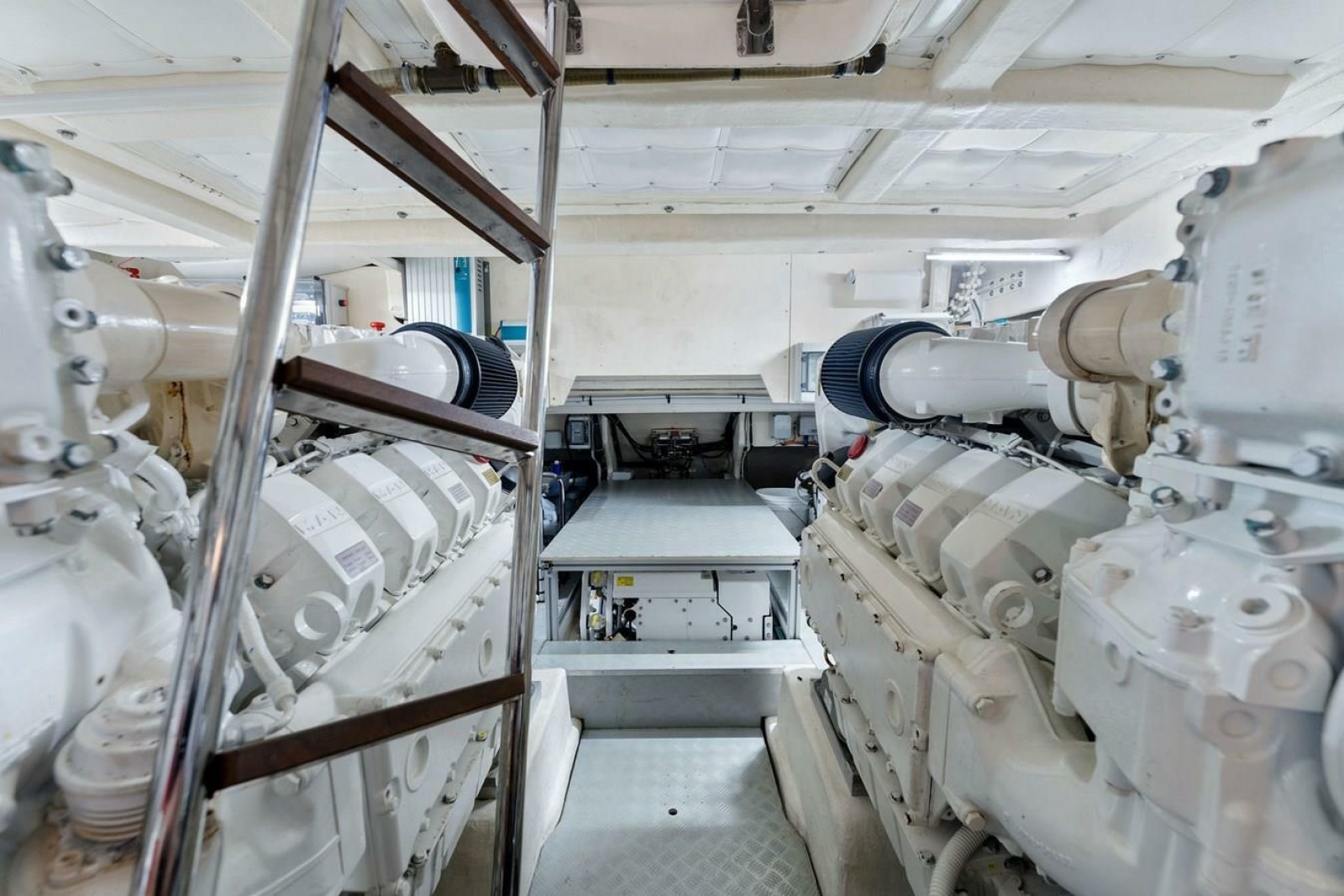 2020 Ferretti Yachts 670 Motoryacht