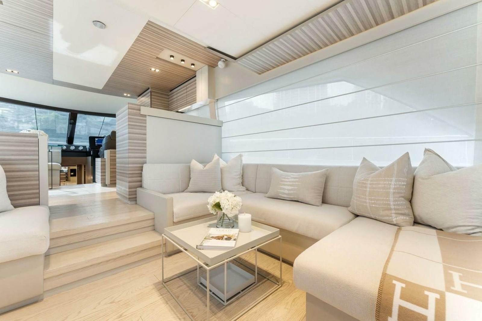 2020 Ferretti Yachts 670 Motoryacht