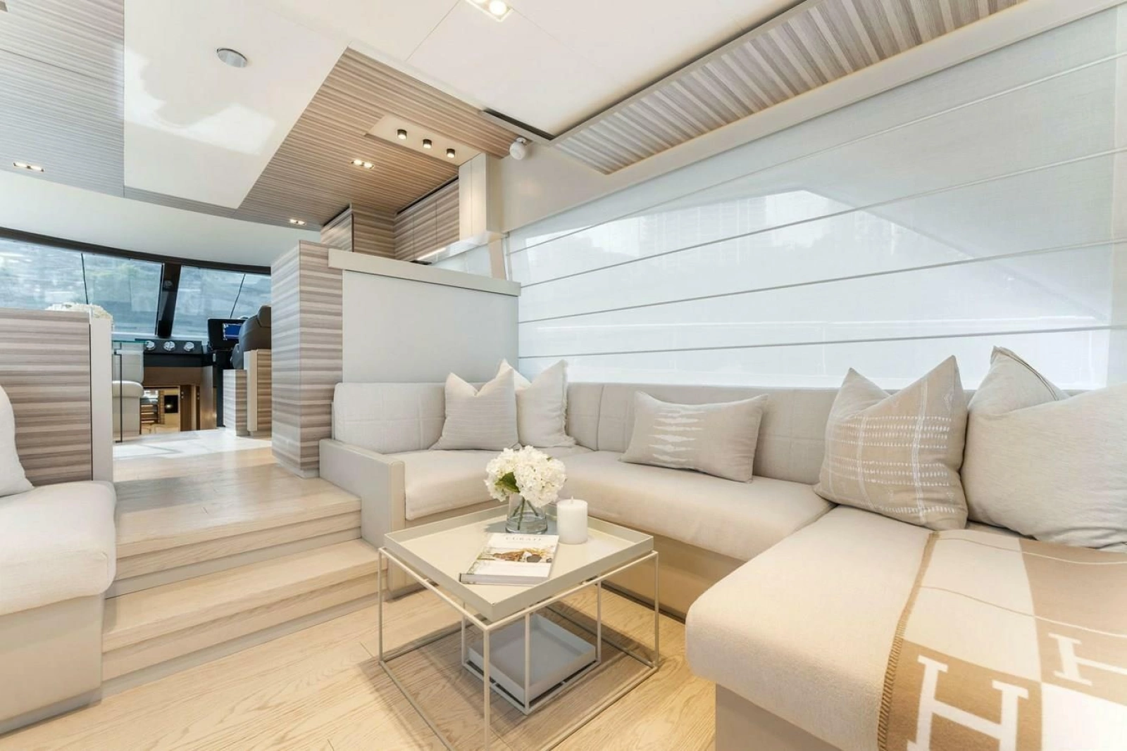 2020 Ferretti Yachts 670 Motoryacht