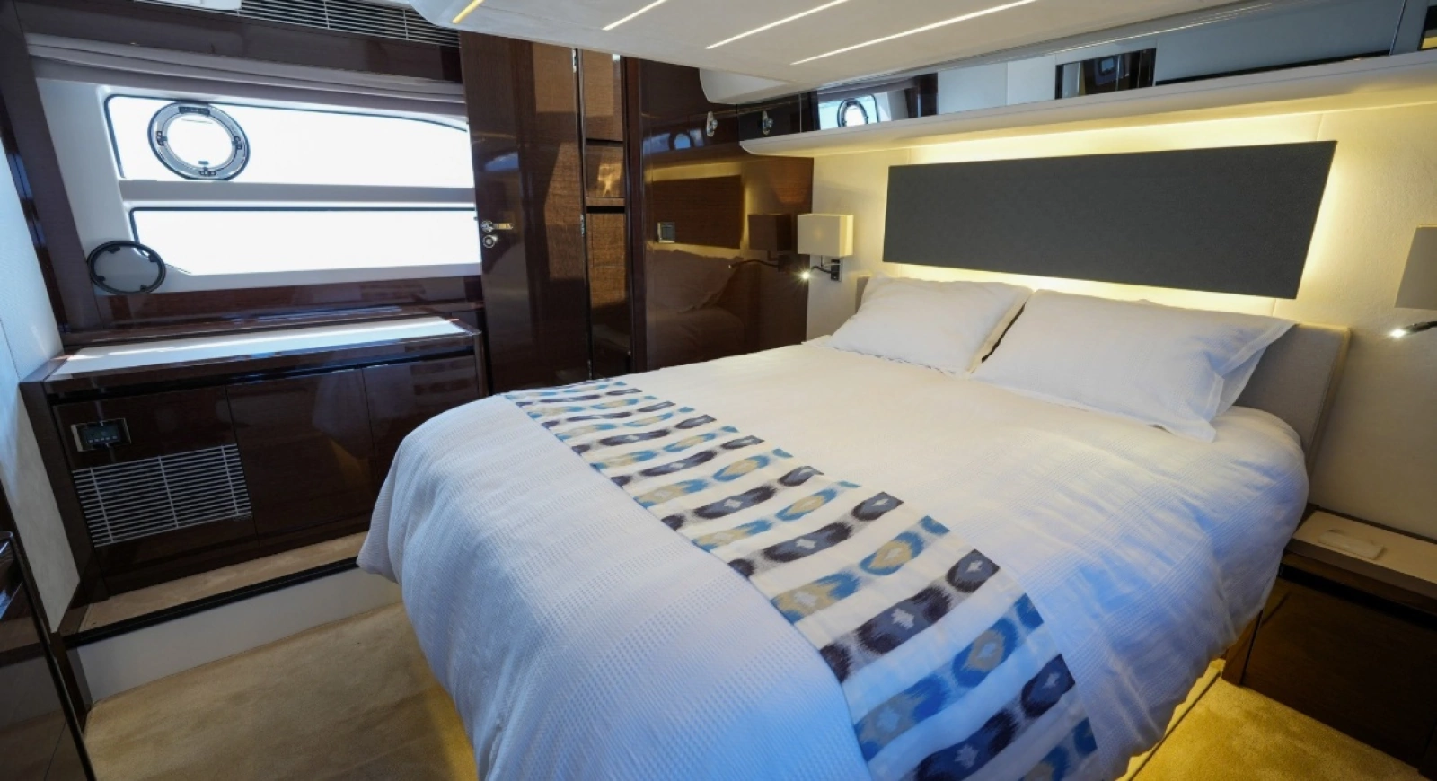 59ft Prestige Yacht For Sale