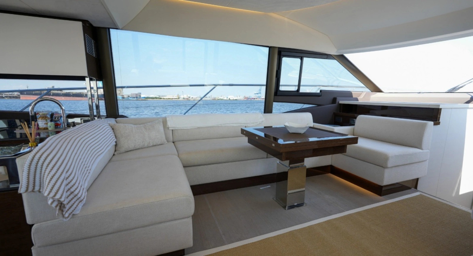 59ft Prestige Yacht For Sale