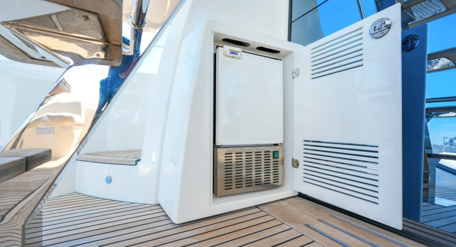 59ft Prestige Yacht For Sale