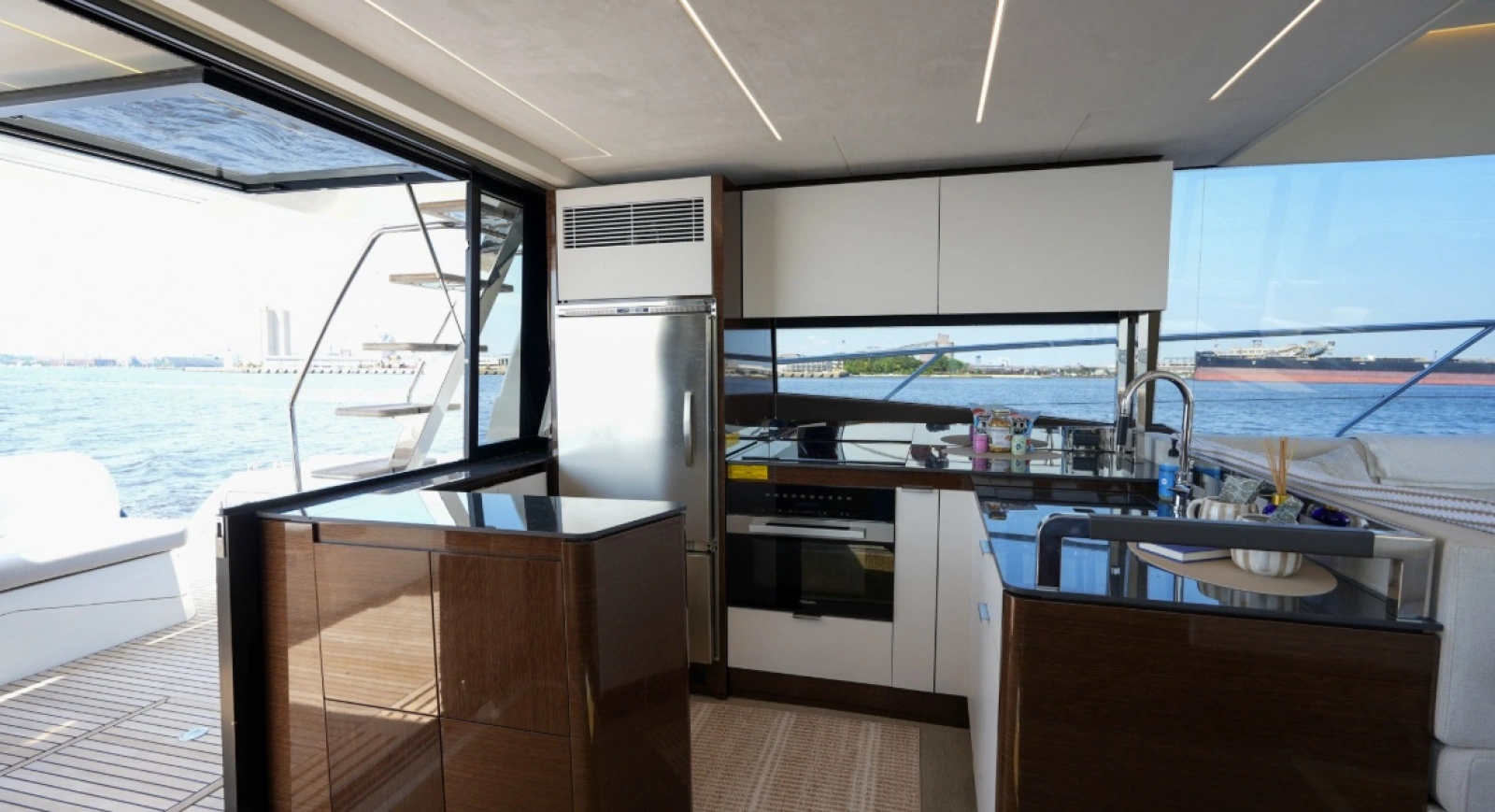 59ft Prestige Yacht For Sale
