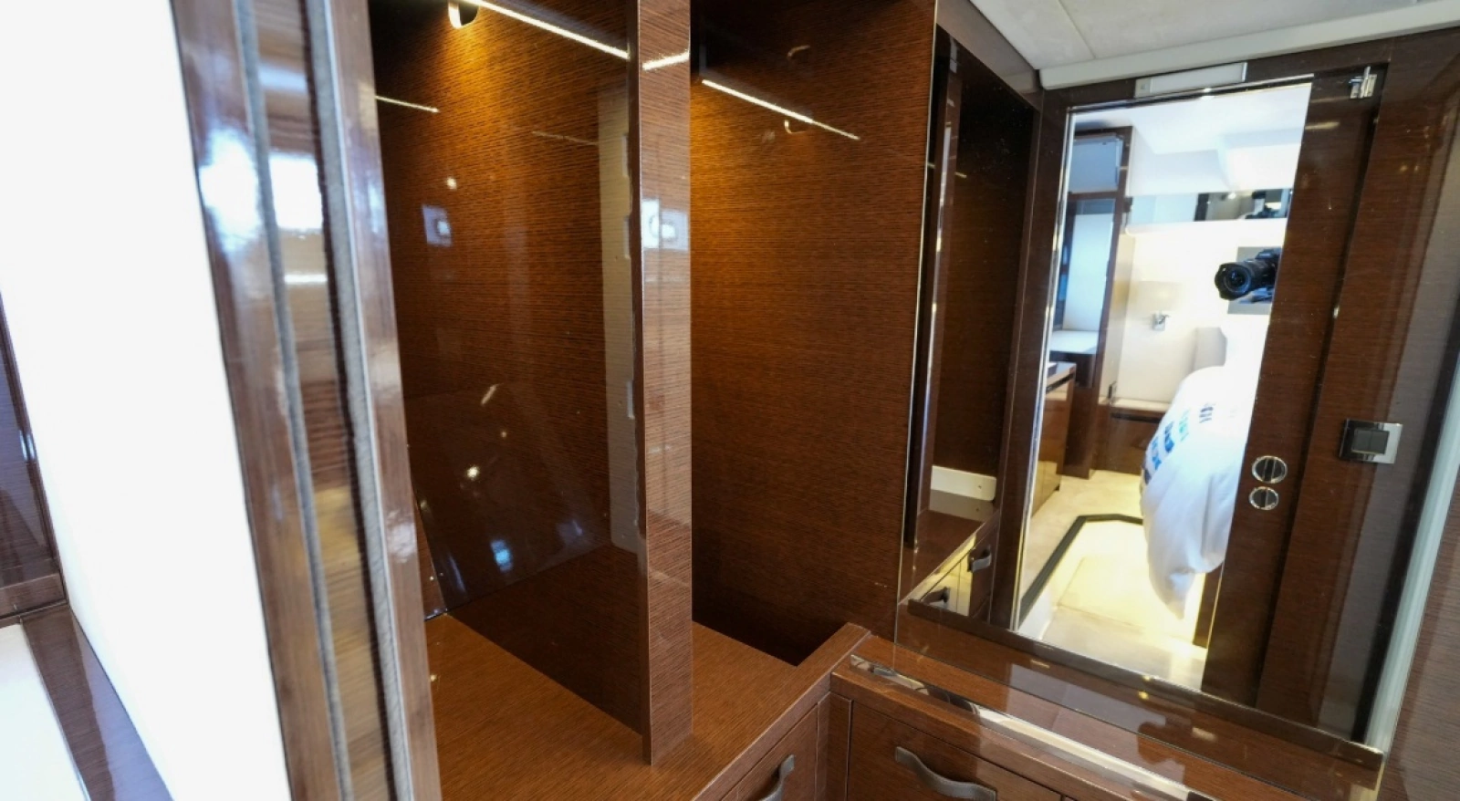 59ft Prestige Yacht For Sale