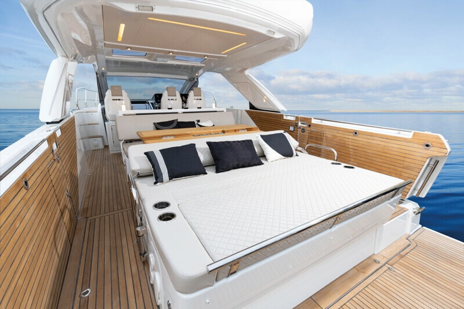 43ft Jeanneau Yacht For Sale