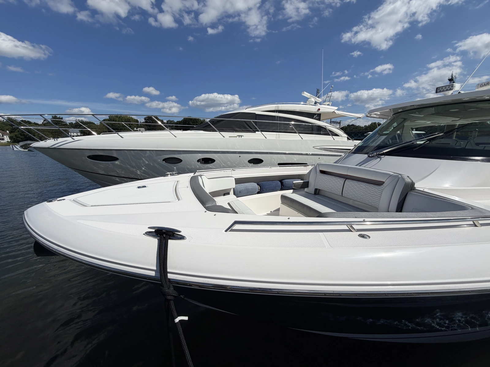 2019 Tiara Yachts 