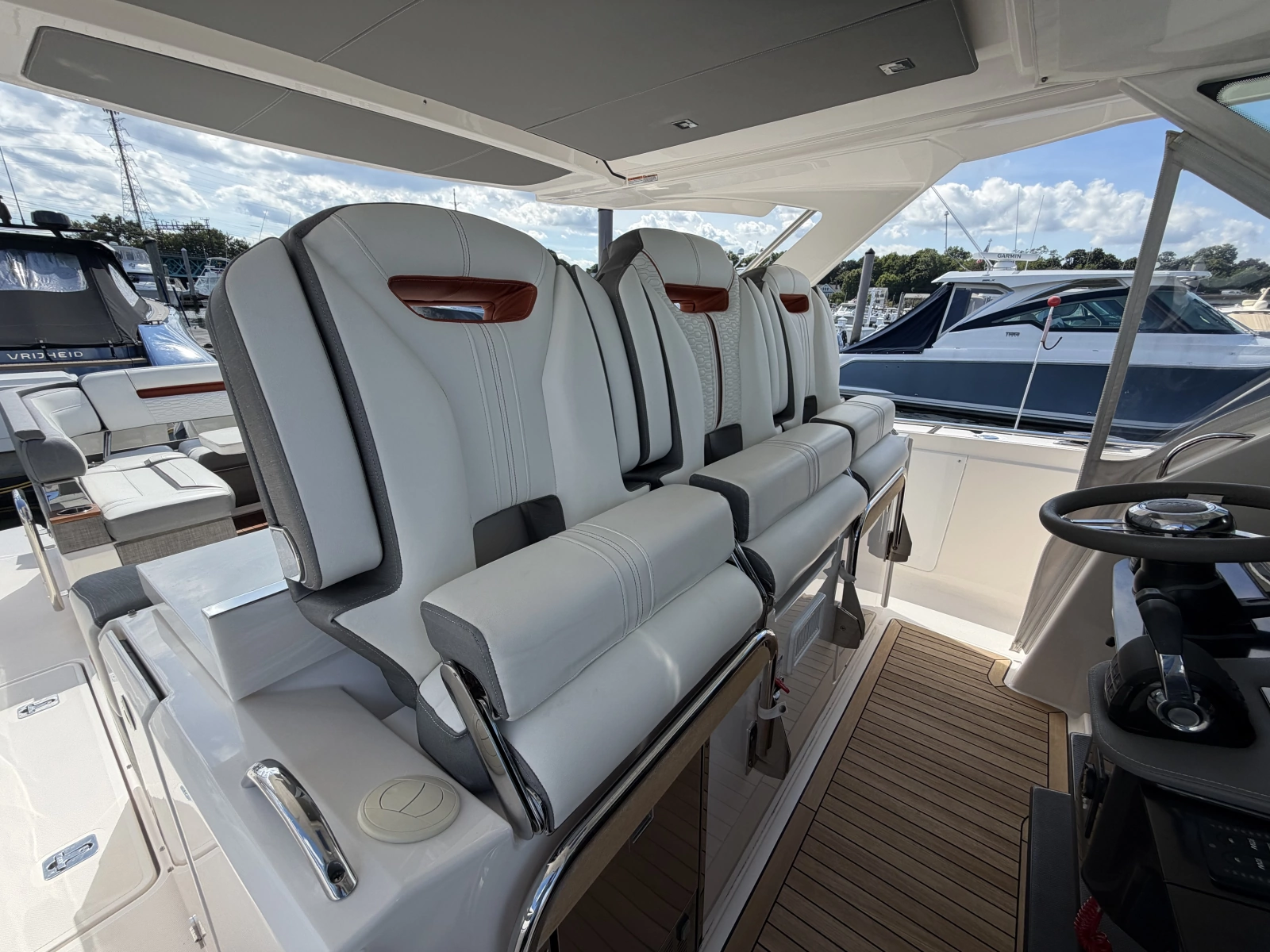 2019 Tiara Yachts 
