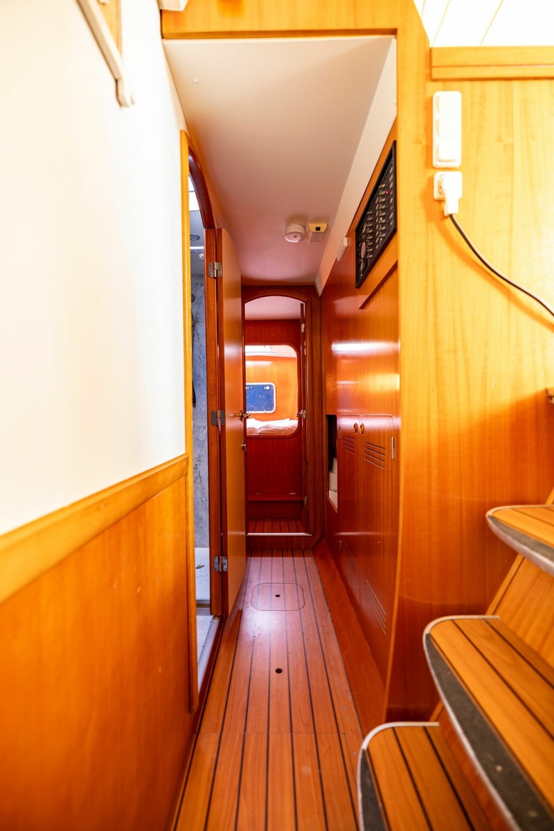 2001 Lagoon 410