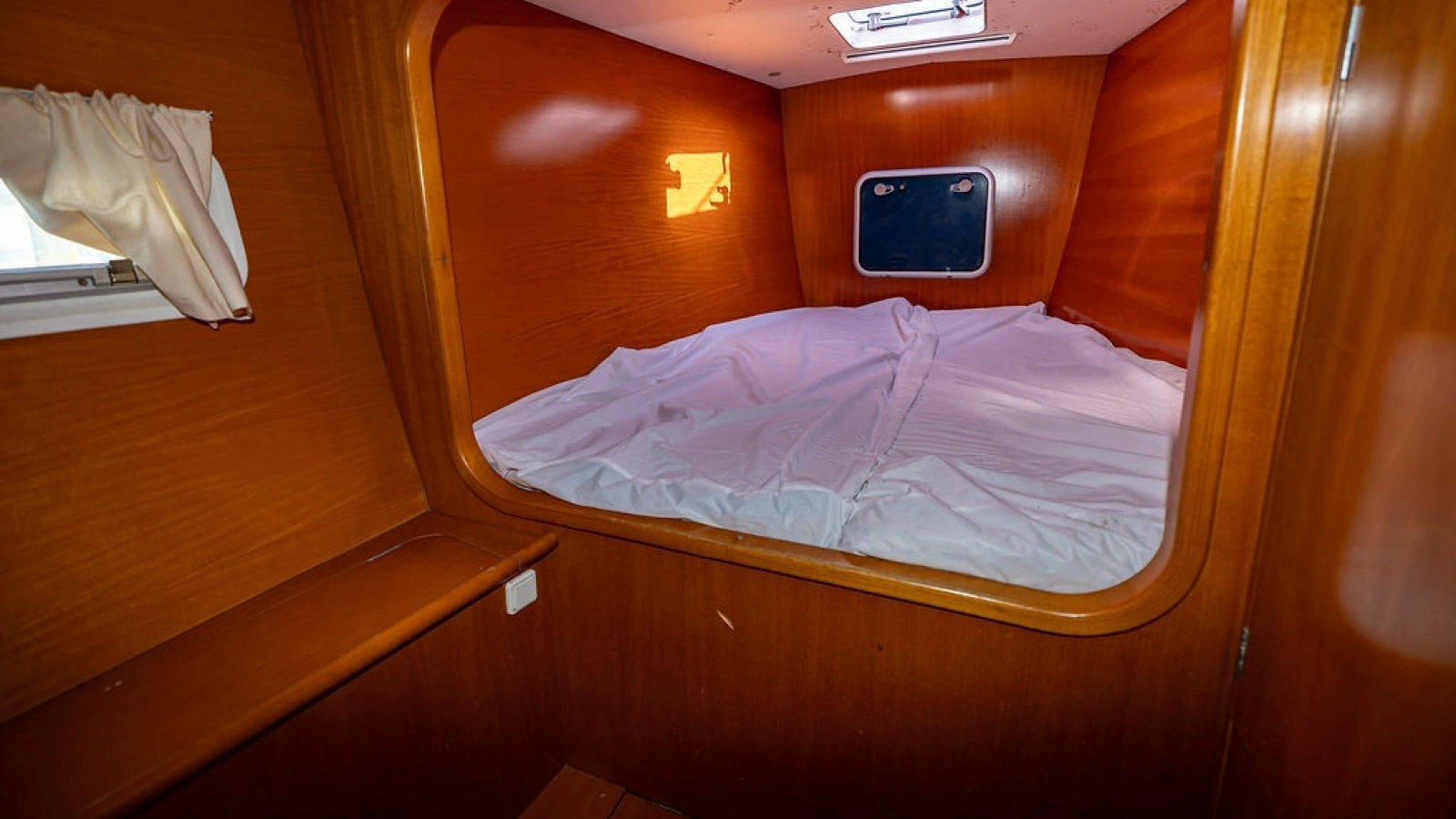 2001 Lagoon 410