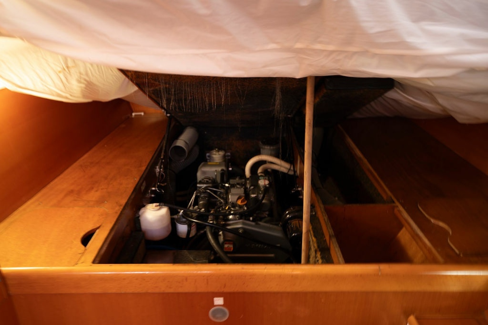 2001 Lagoon 410
