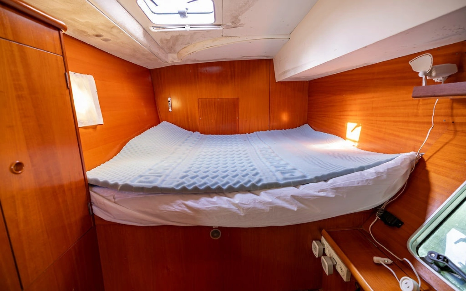 2001 Lagoon 410