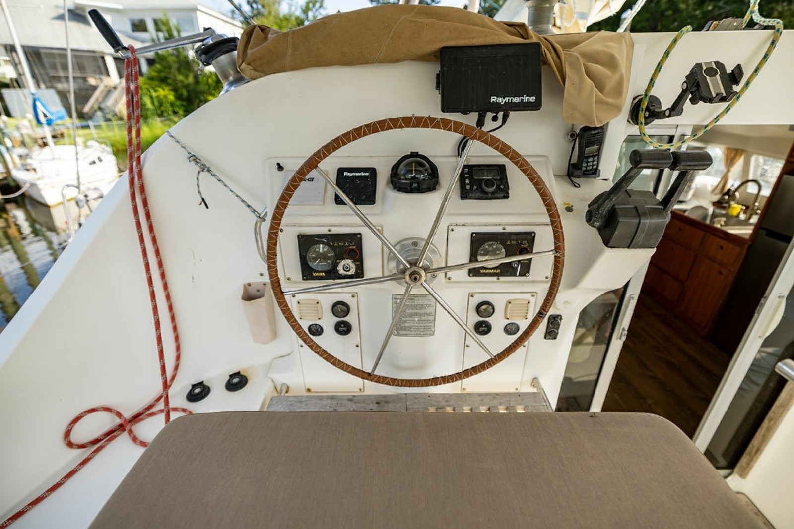 2001 Lagoon 410
