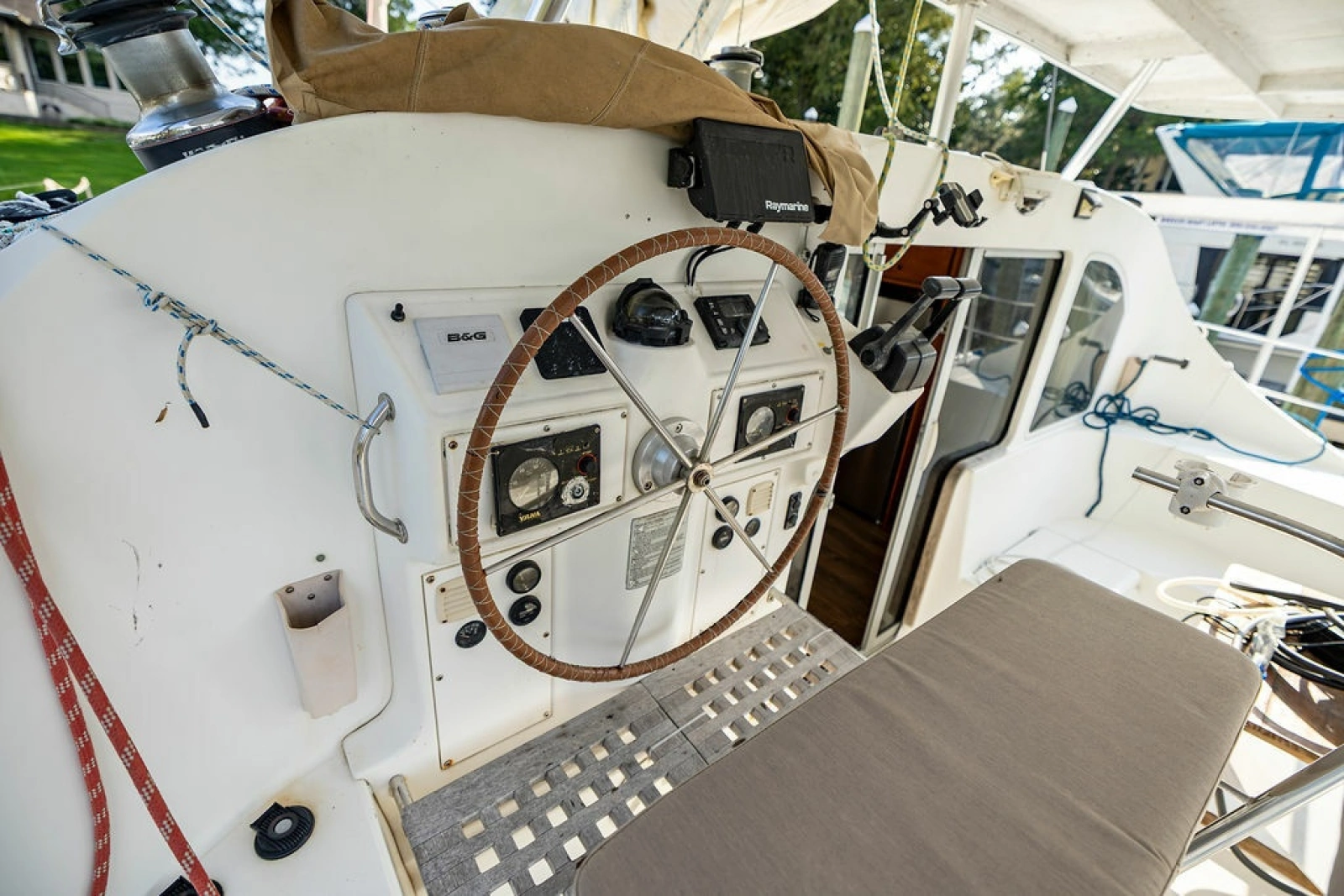 2001 Lagoon 410