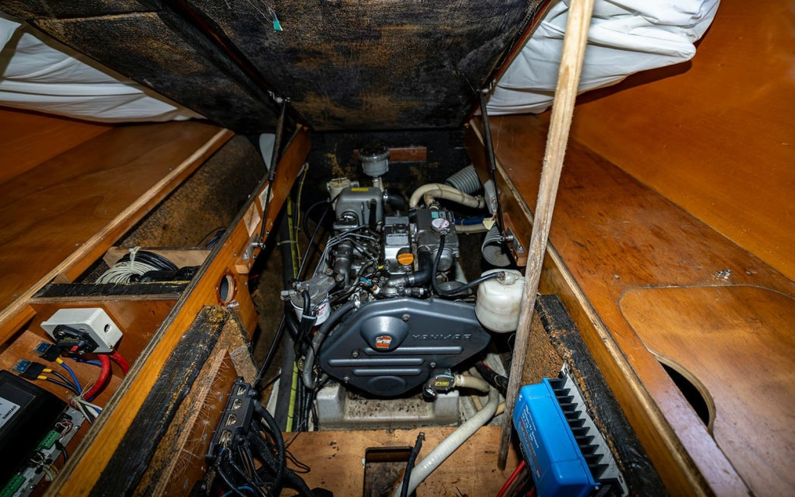 2001 Lagoon 410
