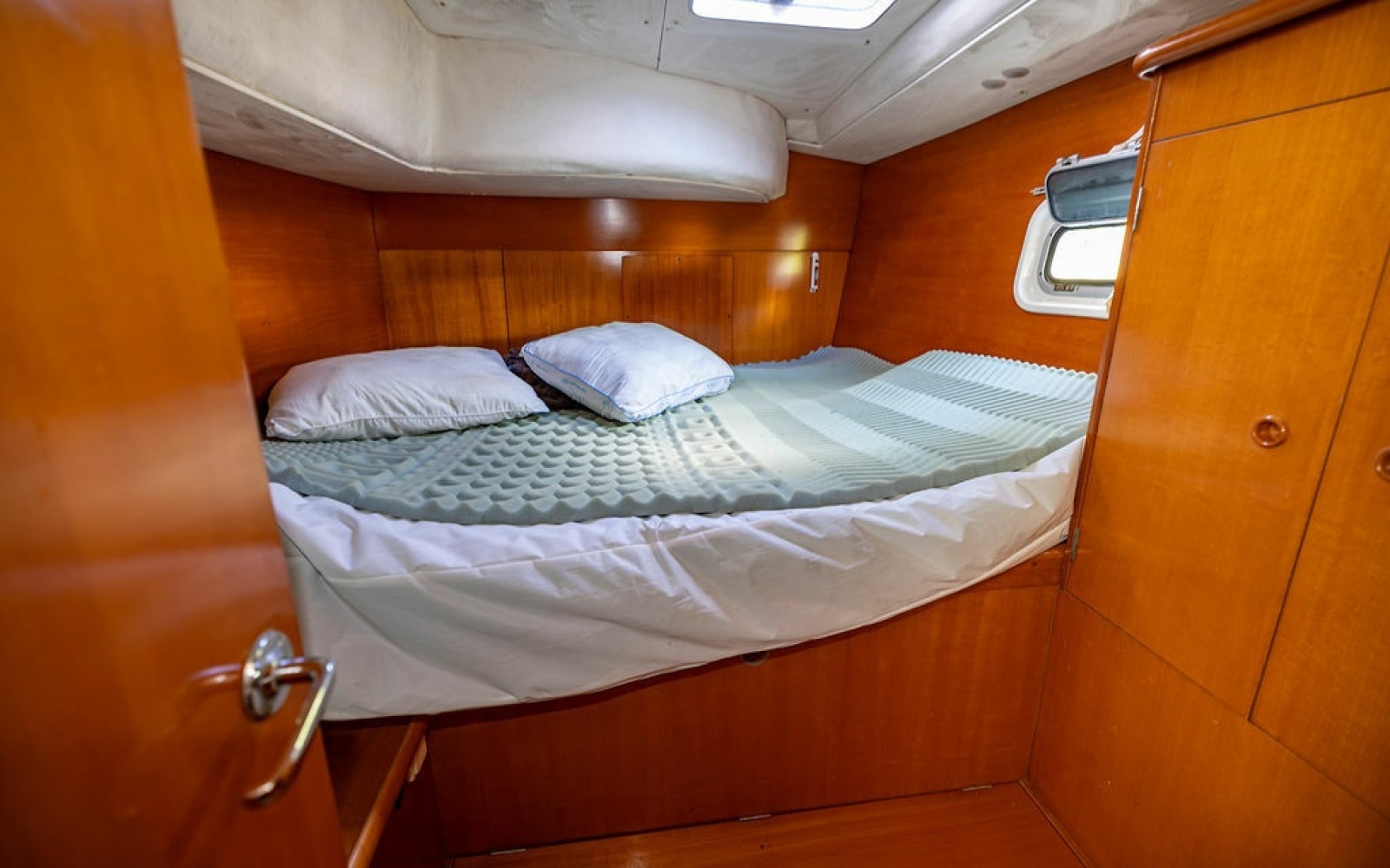 2001 Lagoon 410