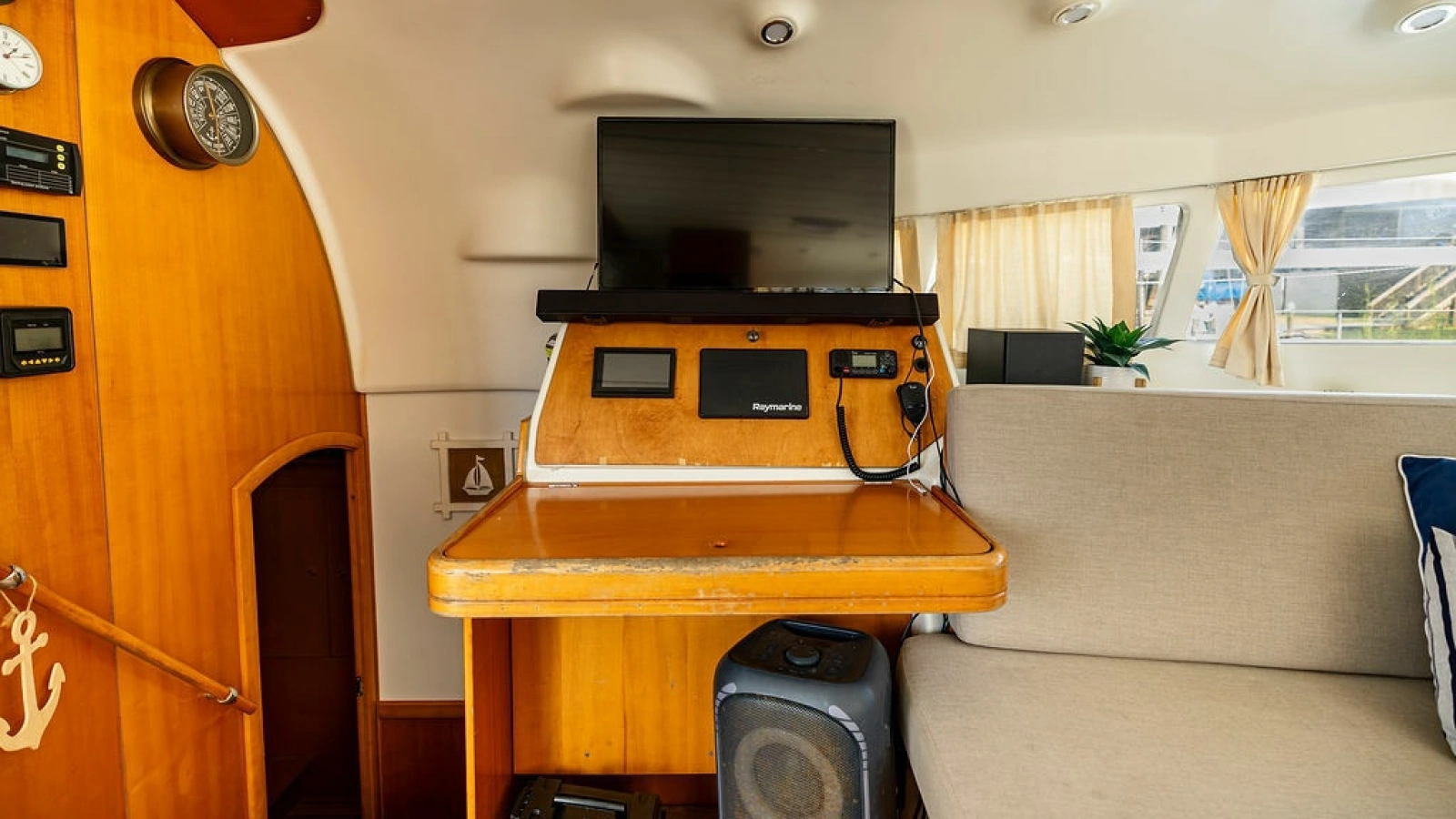 2001 Lagoon 410
