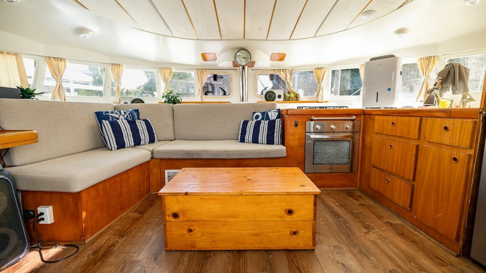 2001 Lagoon 410