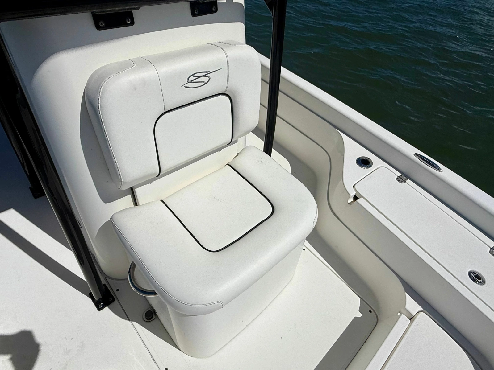 2019 ShearWater 23 LTZ