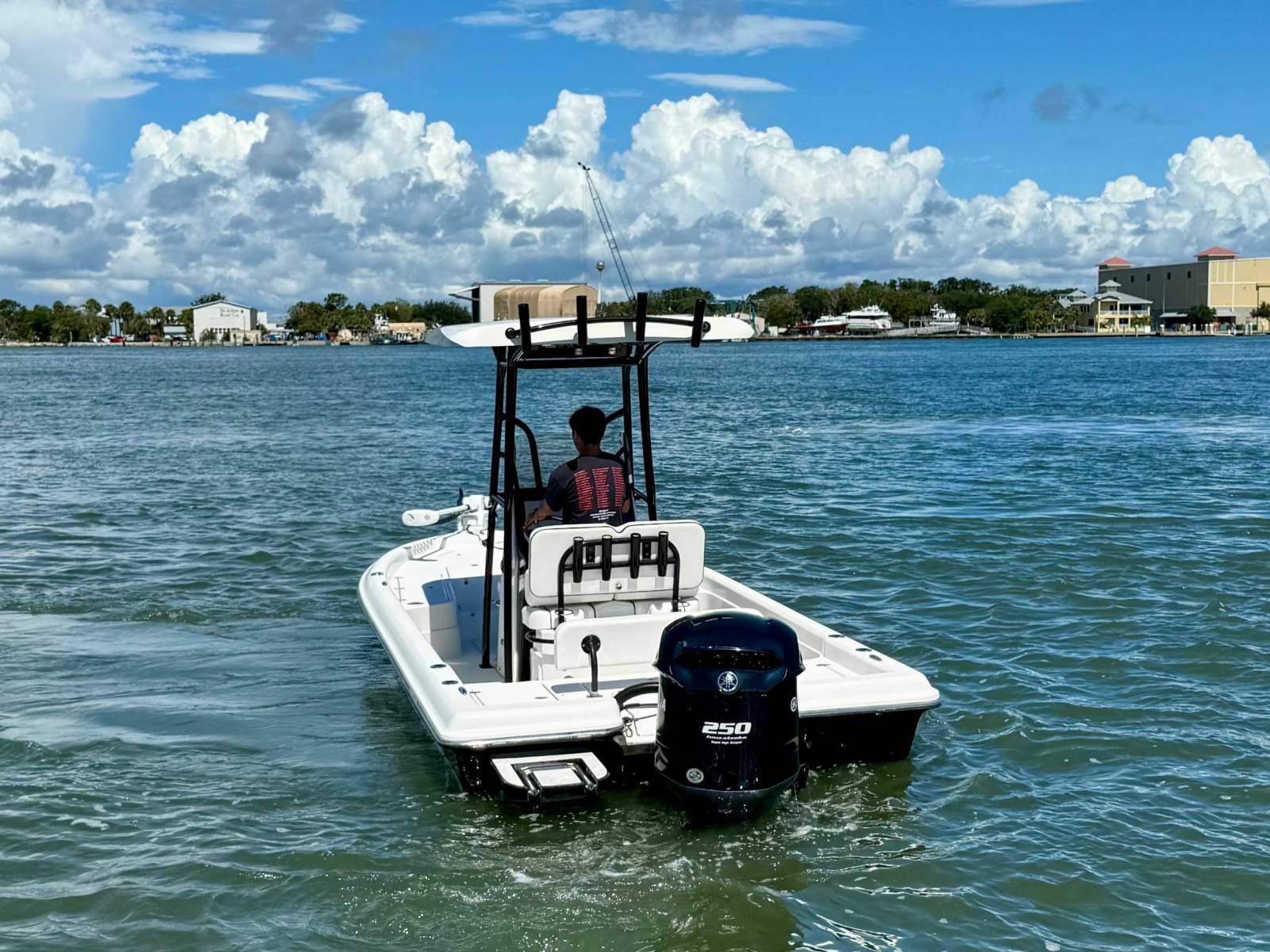 2019 ShearWater 23 LTZ