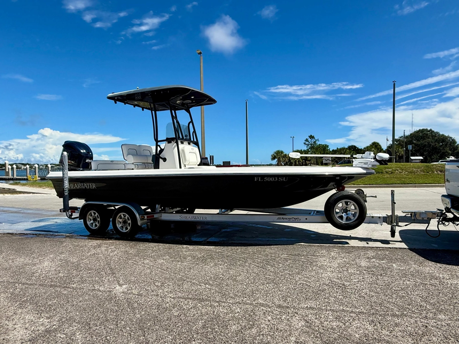 2019 ShearWater 23 LTZ