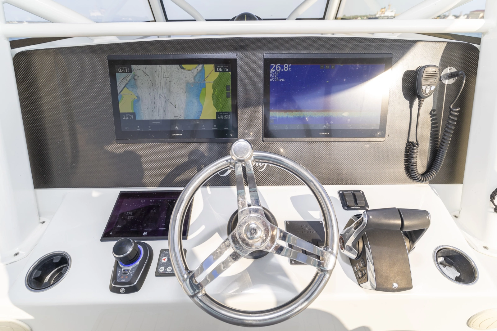 2017 Yellowfin 42 CC