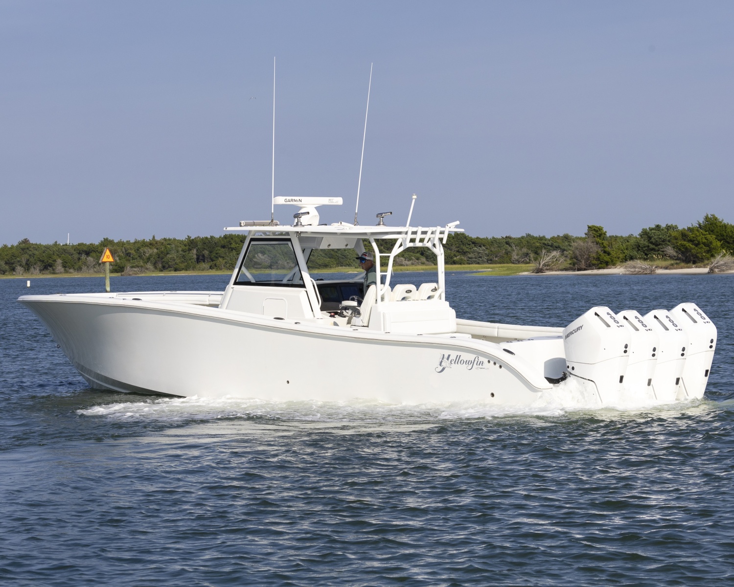 2017 Yellowfin 42 CC
