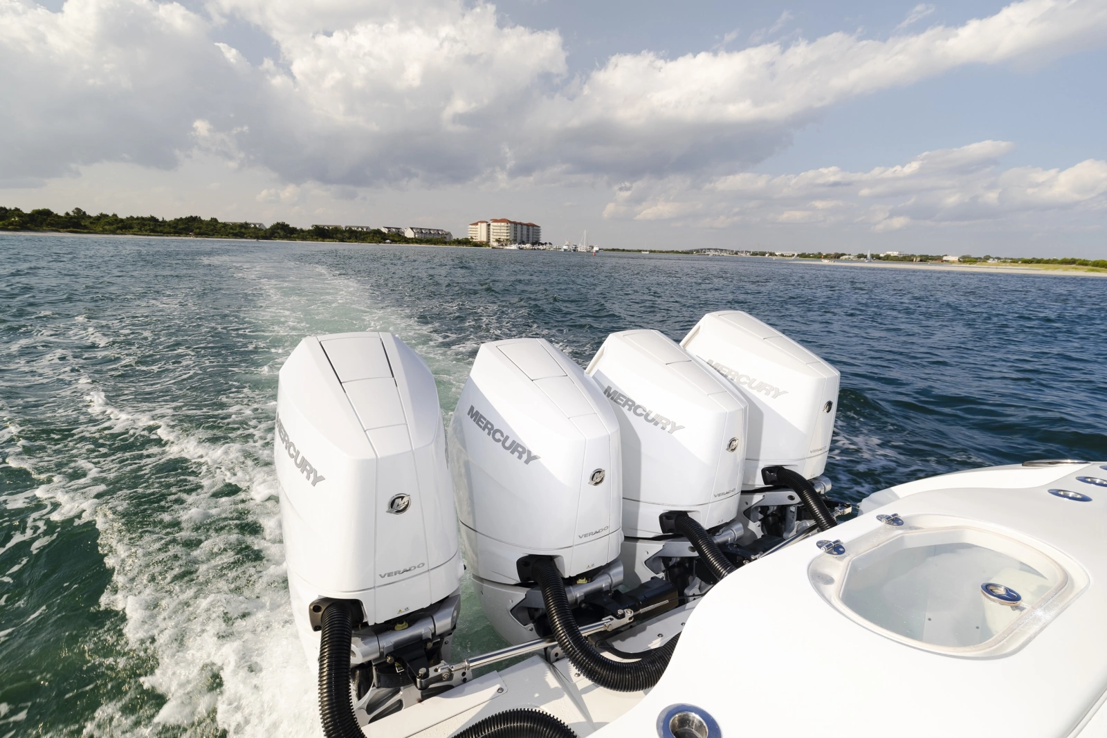 2017 Yellowfin 42 CC