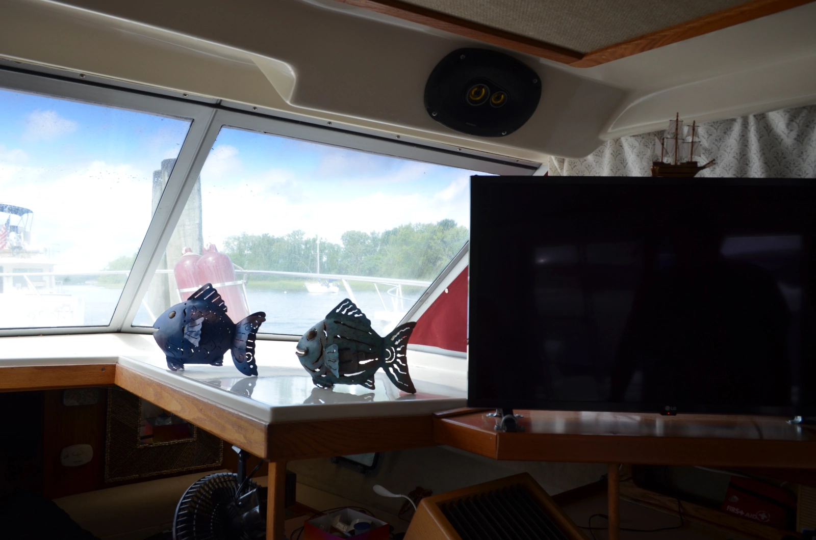 Weather or Knot 34ft Silverton Yacht For Sale