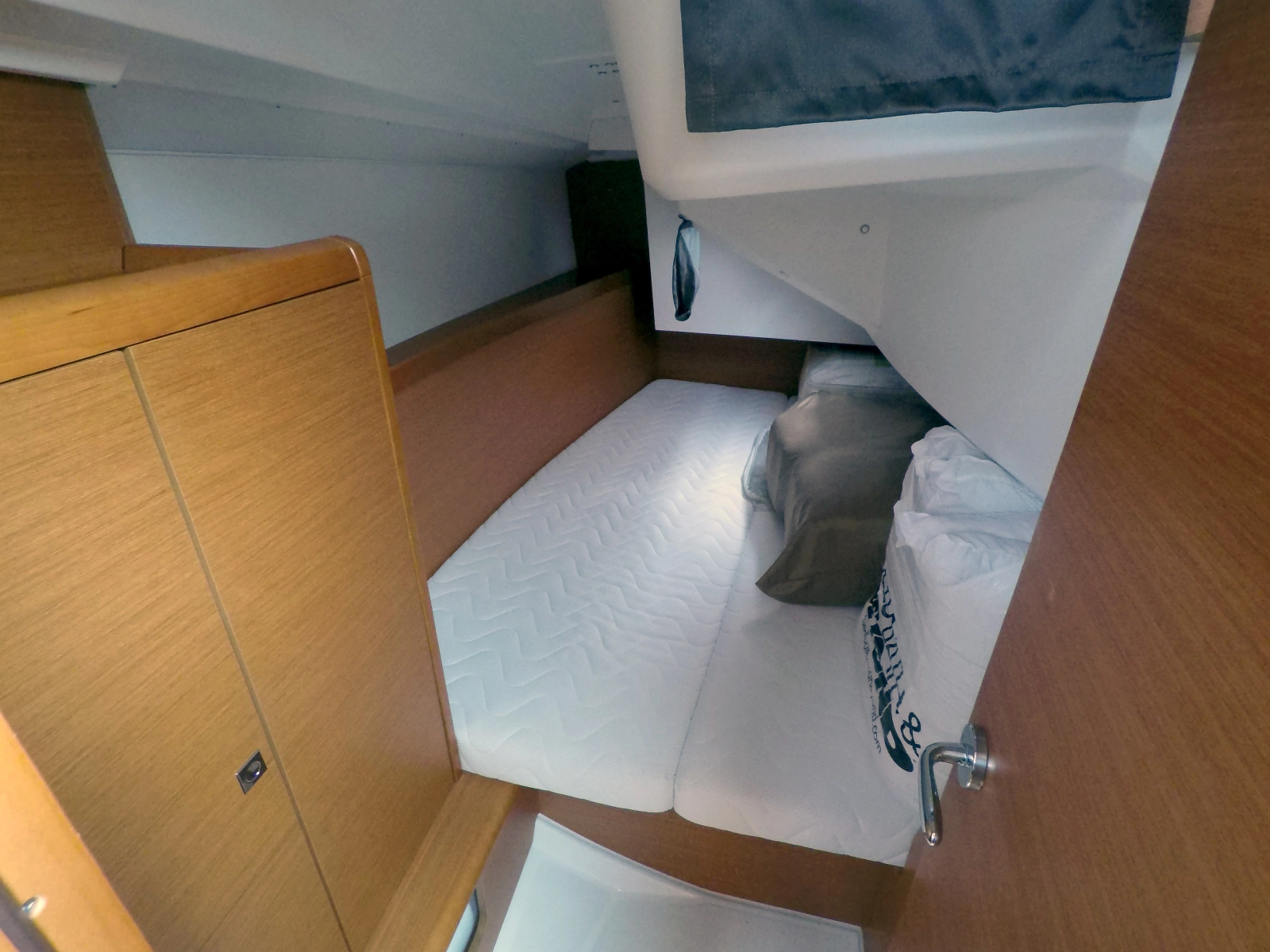 2015 Jeanneau Sun Odyssey 349