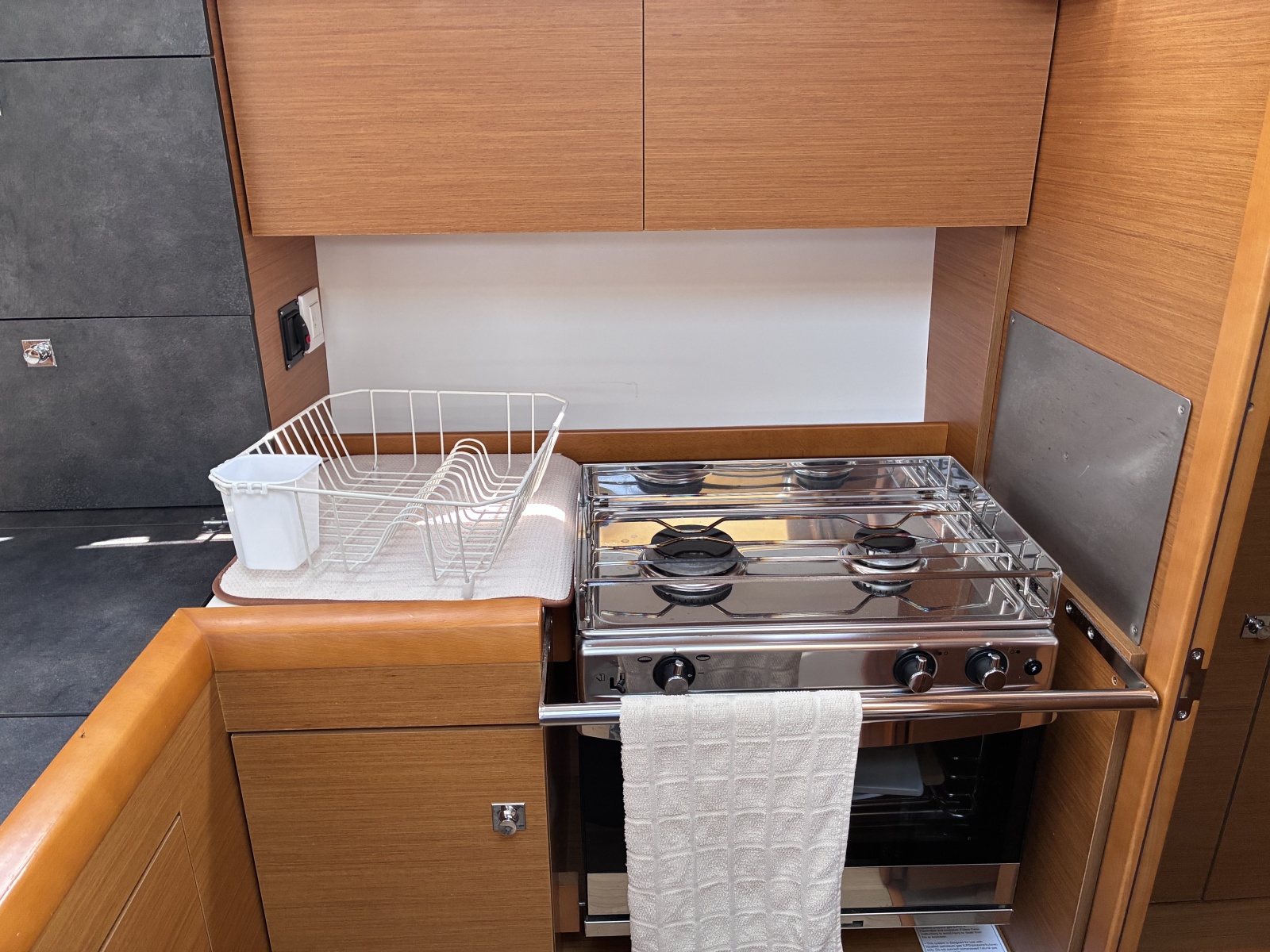 2015 Jeanneau Sun Odyssey 349