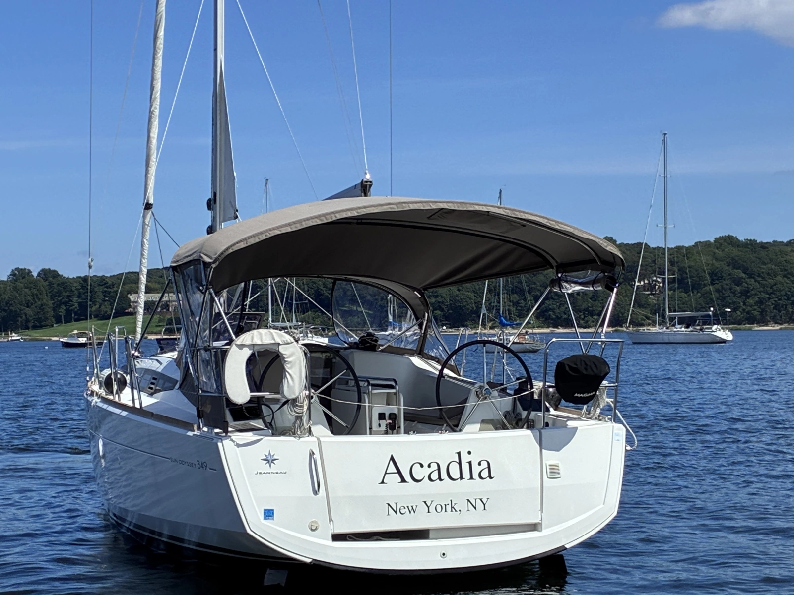 2015 Jeanneau Sun Odyssey 349