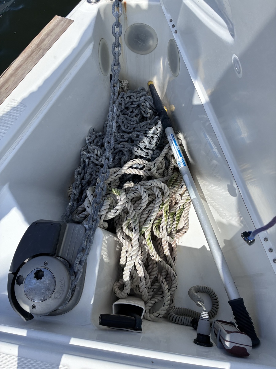 2015 Jeanneau Sun Odyssey 349