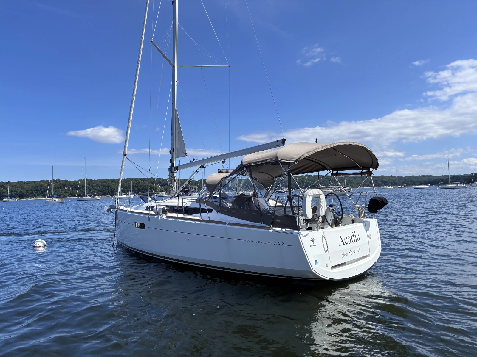 2015 Jeanneau Sun Odyssey 349