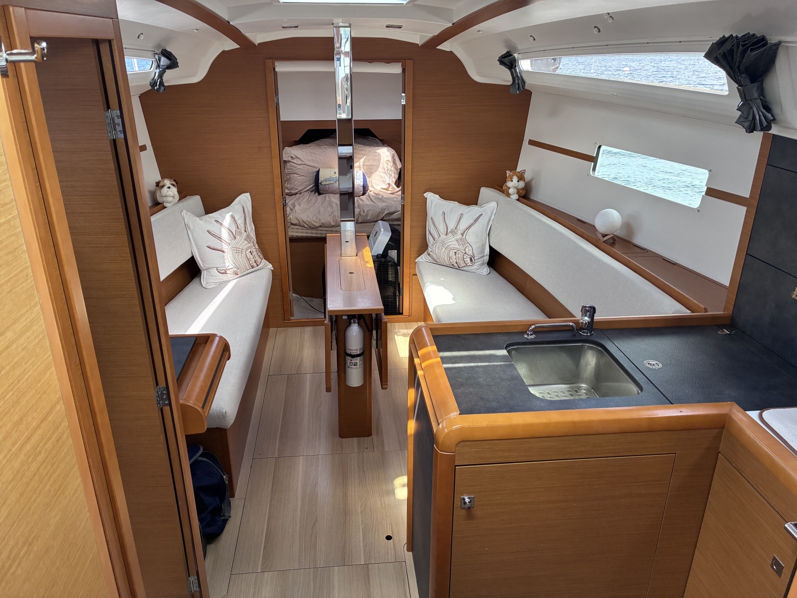2015 Jeanneau Sun Odyssey 349