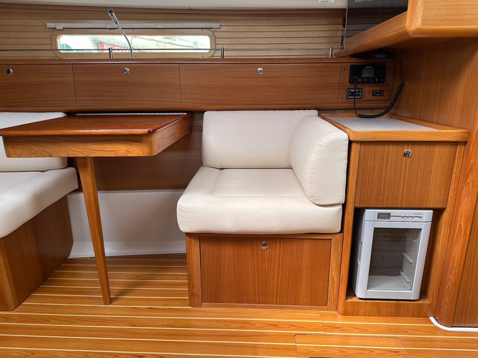 2020 Catalina 425