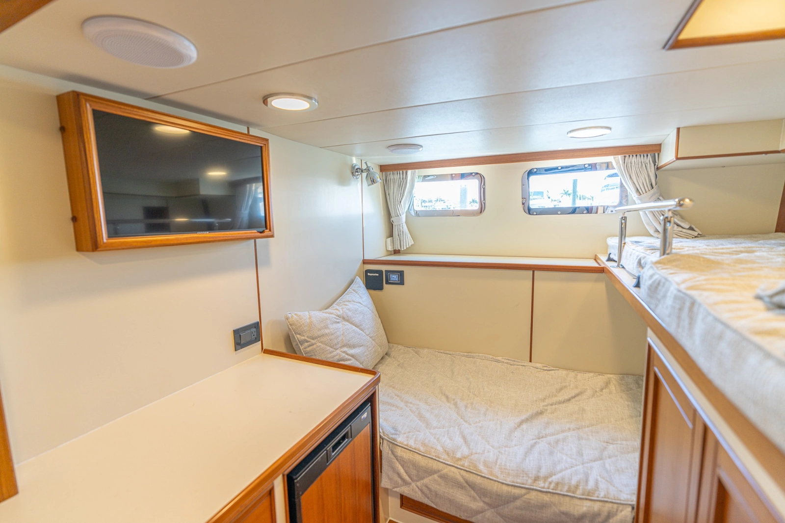2020 Marlow Explorer 70E-CB