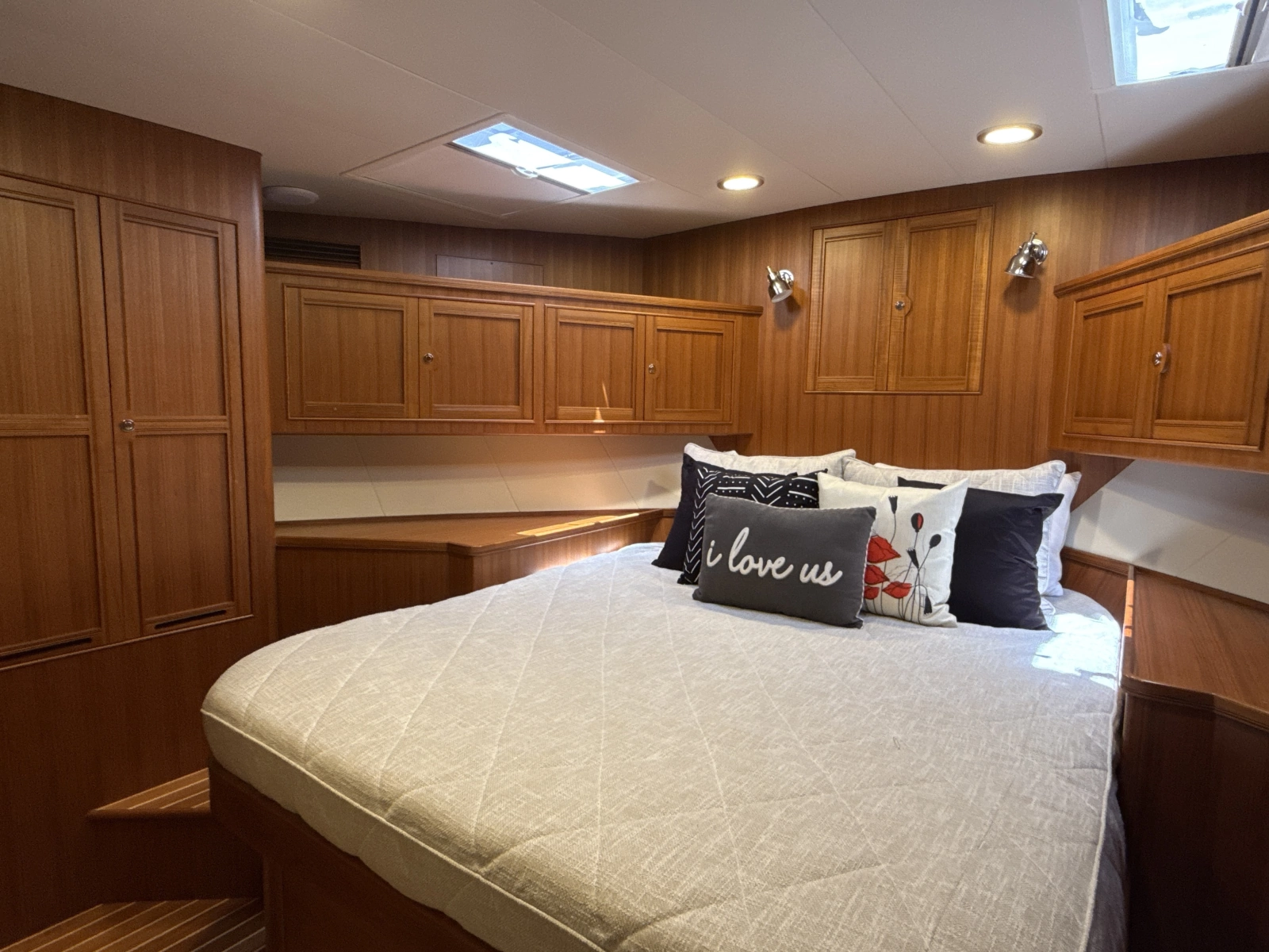 2020 Marlow Explorer 70E-CB