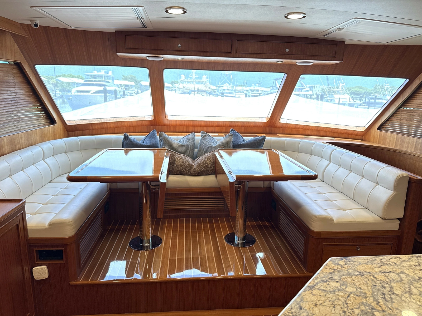 2020 Marlow Explorer 70E-CB