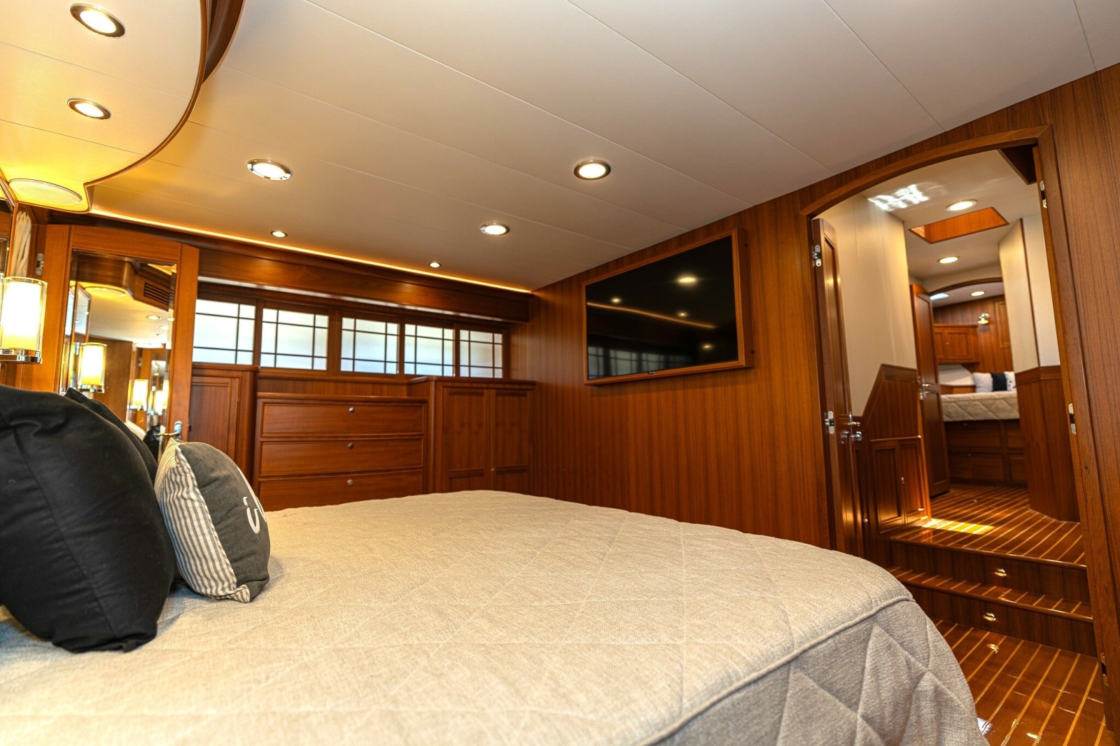 2020 Marlow Explorer 70E-CB