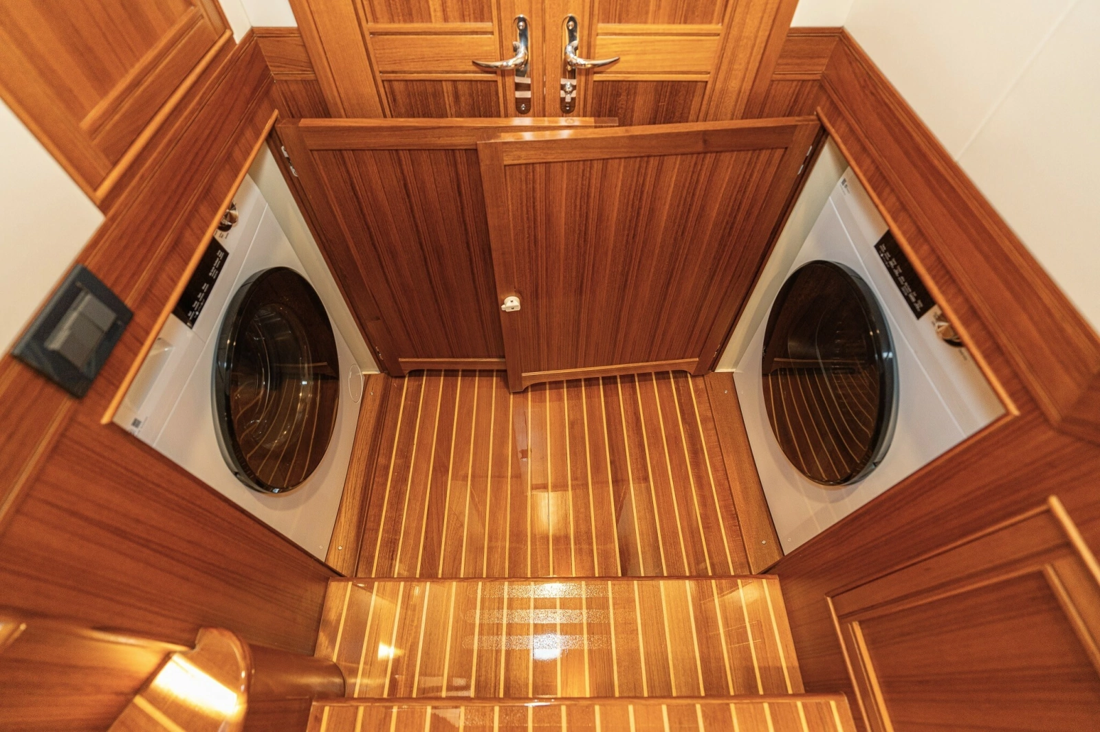2020 Marlow Explorer 70E-CB