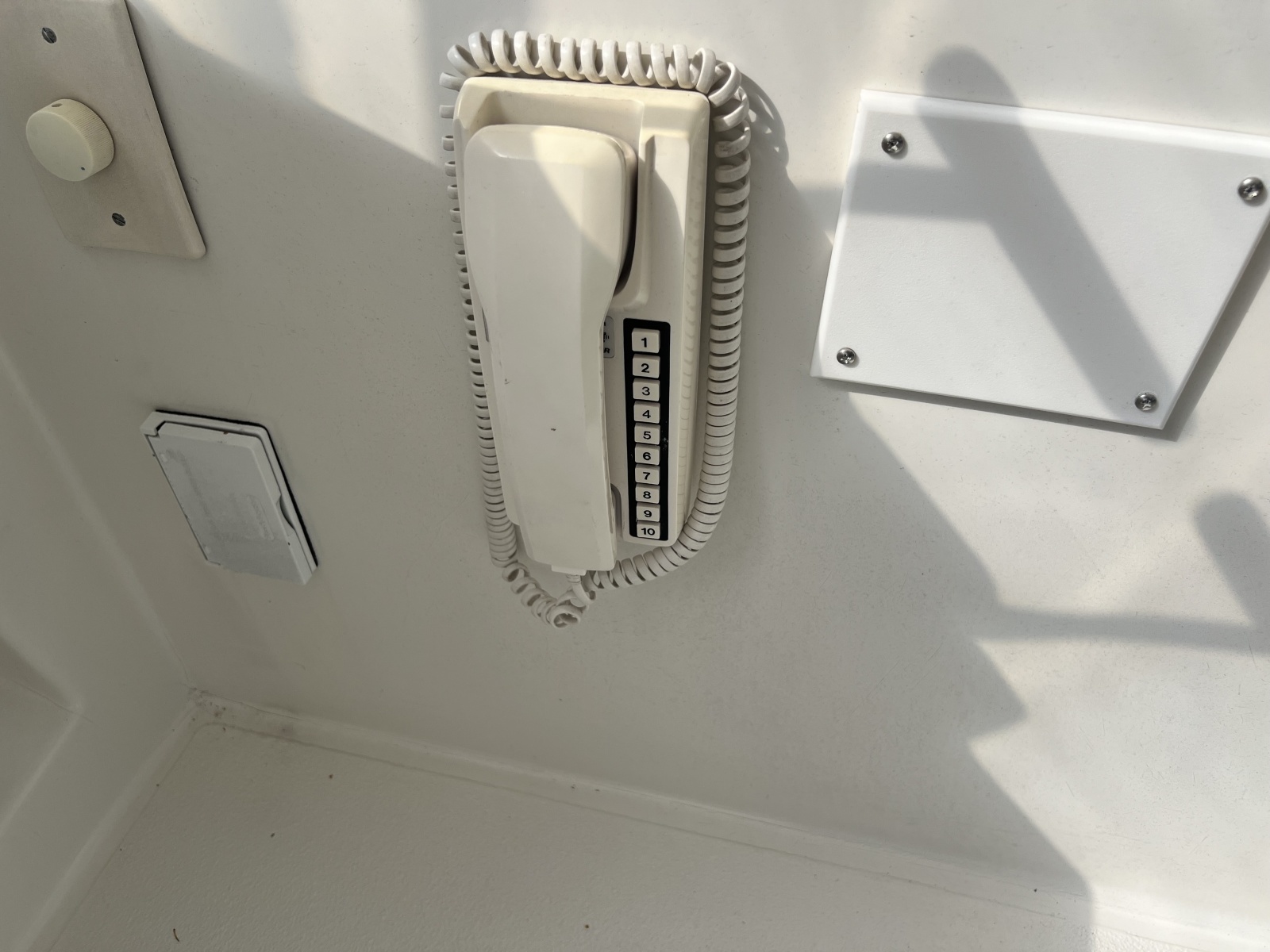 2004 Navigator 4400