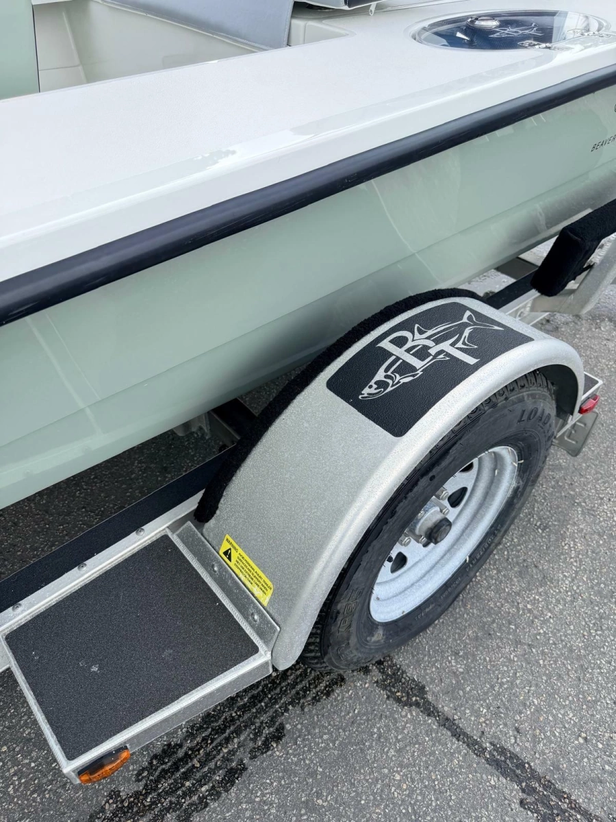 17ft Beavertail Yacht For Sale