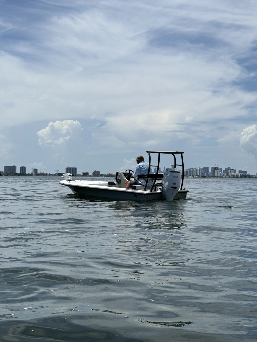 17ft Beavertail Yacht For Sale