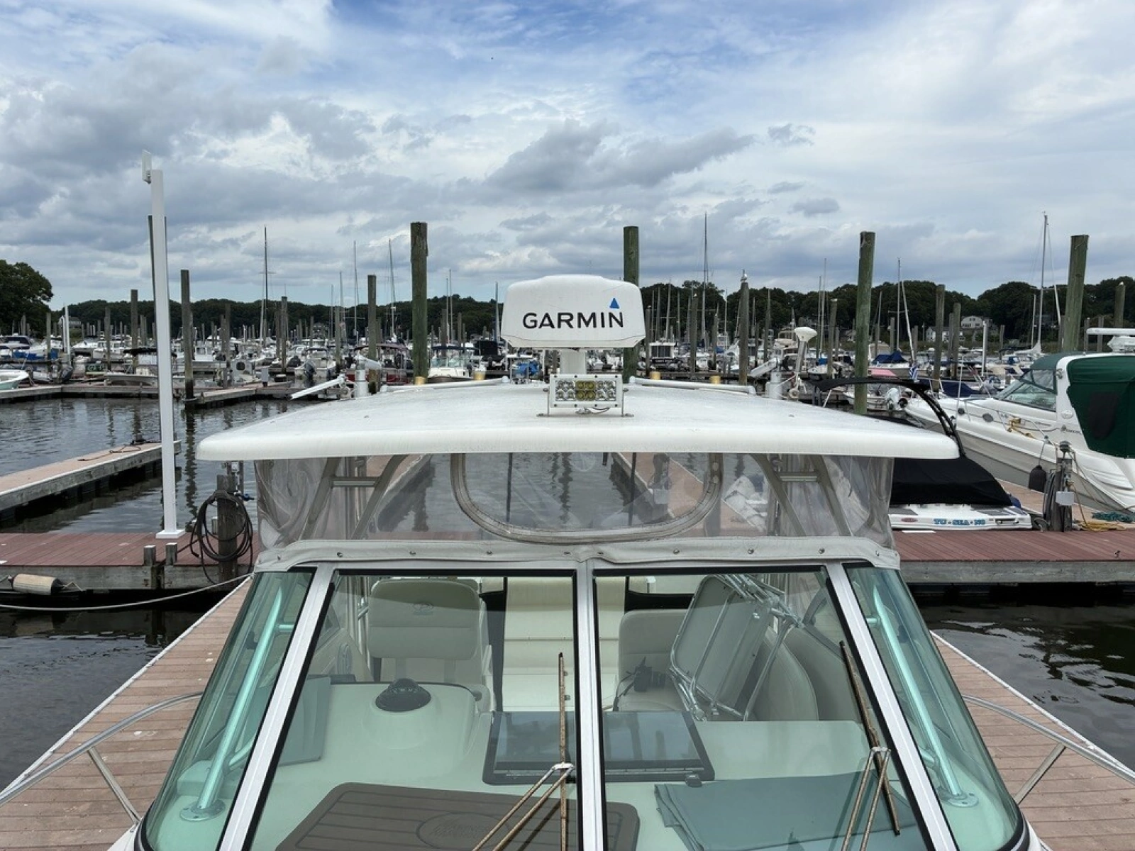 2003 Pursuit 3070 Express