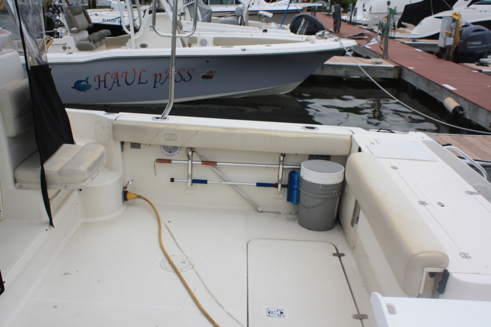 2003 Pursuit 3070 Express