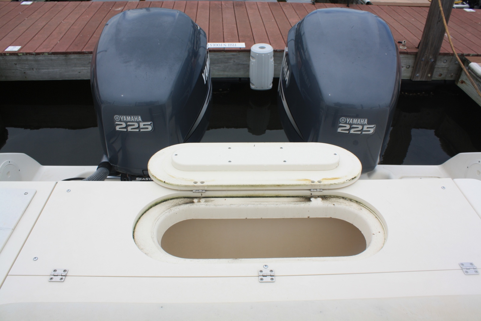 2003 Pursuit 3070 Express